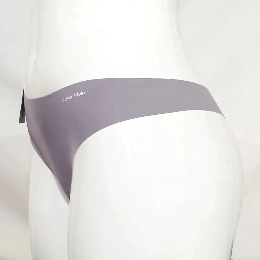 SMALL Calvin Klein D3428 Invisibles Thong Light Purple‎ Mauve NWT New with Tags